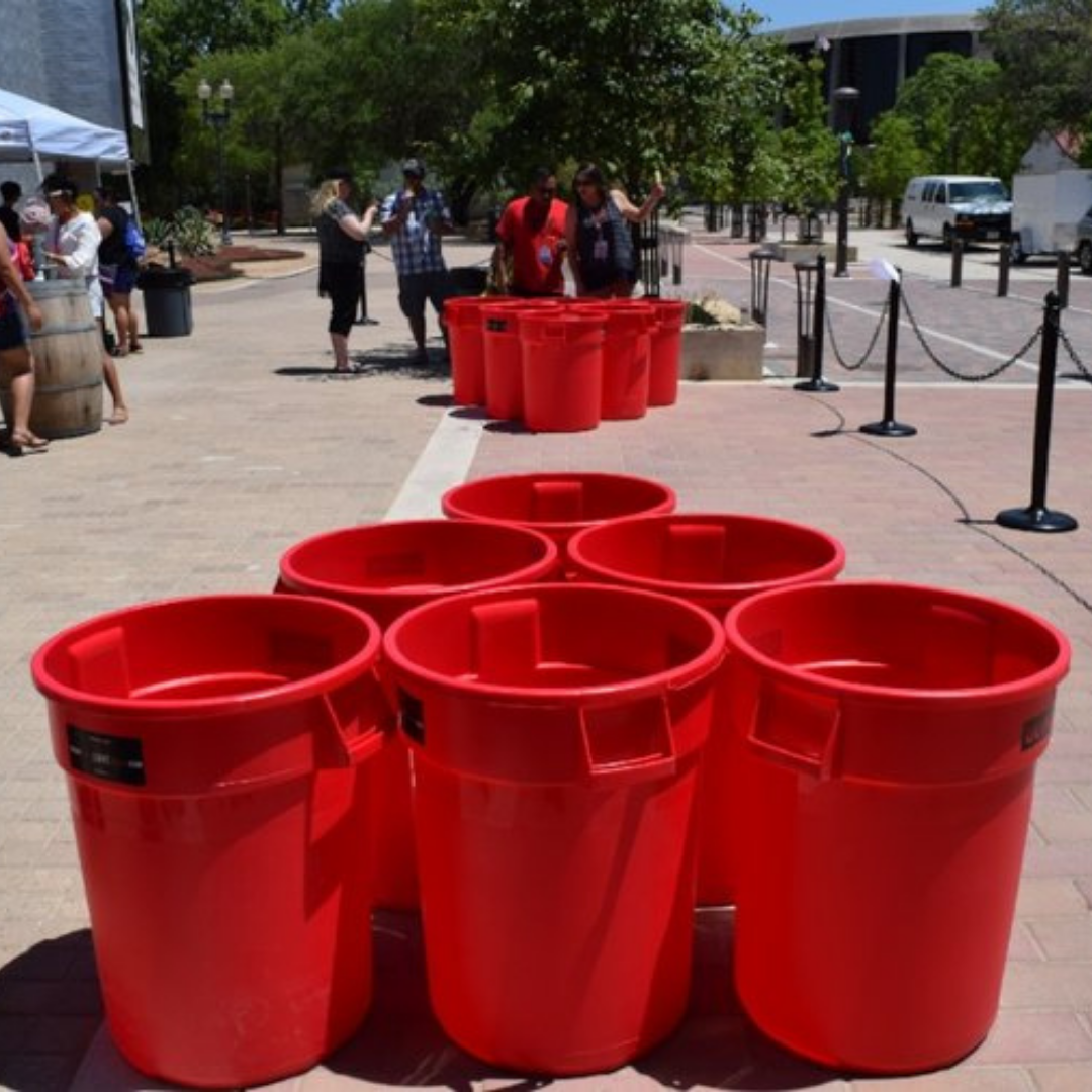 https://www.rentgiantgames.com/wp-content/uploads/2018/08/Giant-Beer-Pong-Outside.png